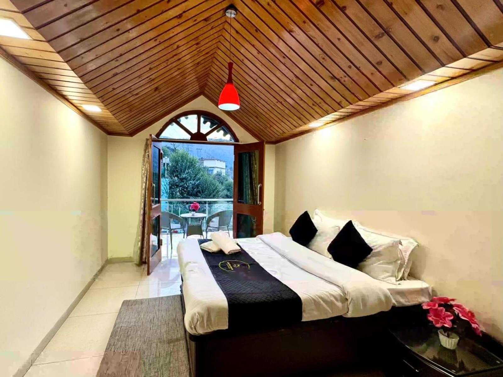 The Summer House Kasauli I Party & Music I Sky Bonfire I Managed By Exotic Stays ภายนอก รูปภาพ
